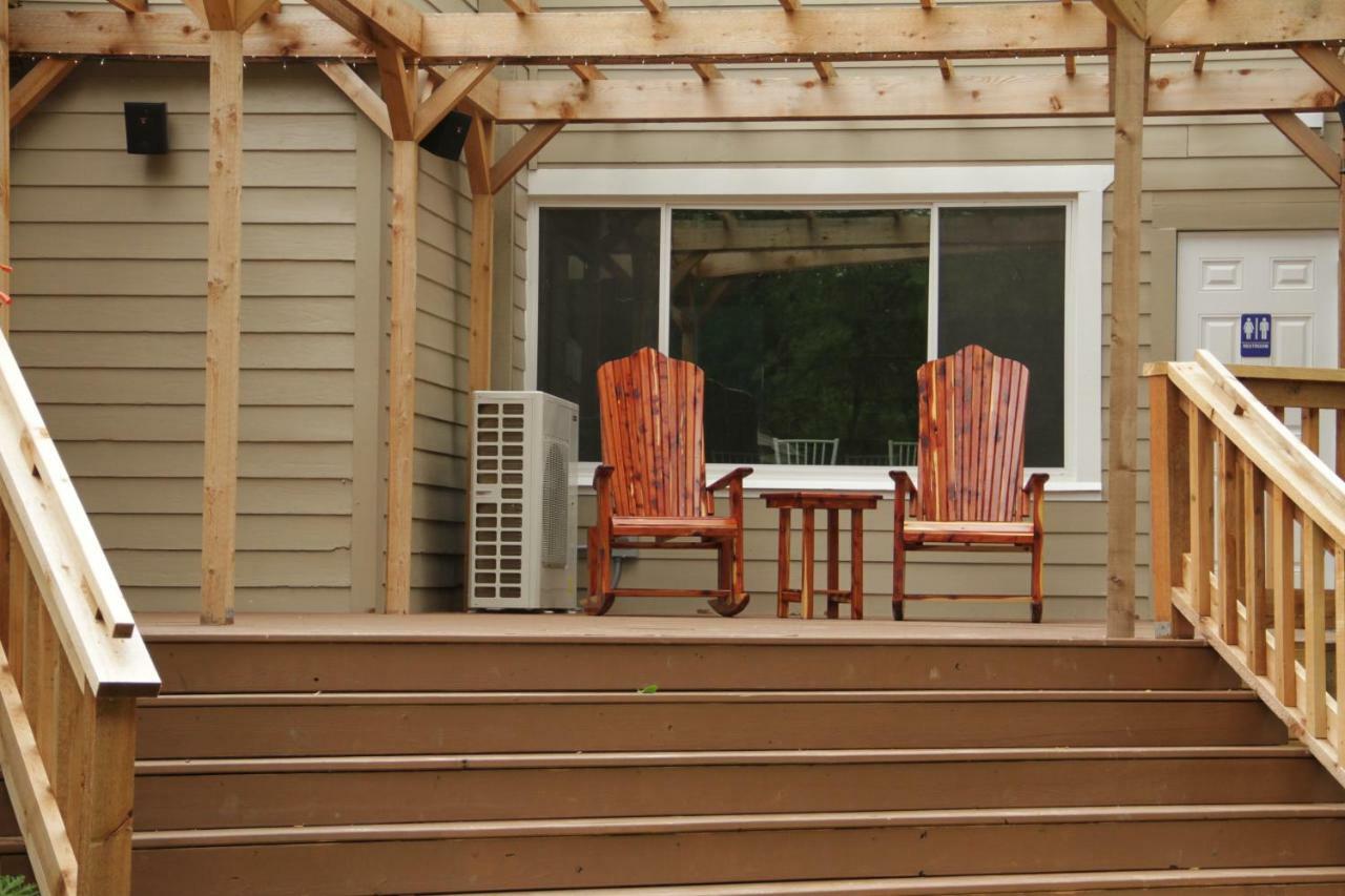 The Oaks Bed And Breakfast Sulphur Springs Exterior foto